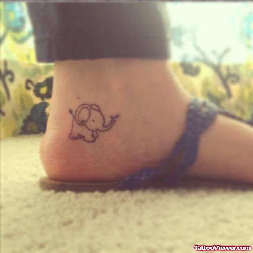 Awful Outline Small Elephant Tattoo On Heel