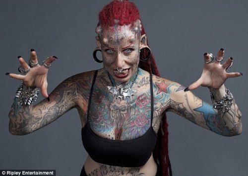 Vampire Lady Extreme Tattoo