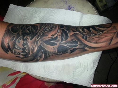 Dee Samui Skulls Fantasy Tattoo On Sleeve