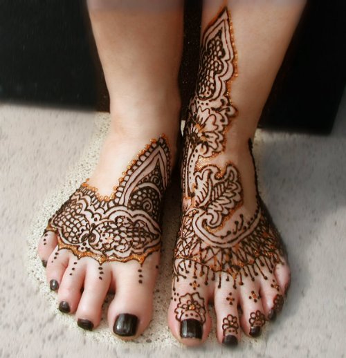 Lovely Henna Feet Tattoos