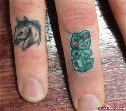 Beautiful Grey Ink Horse Head Finger Tattoos