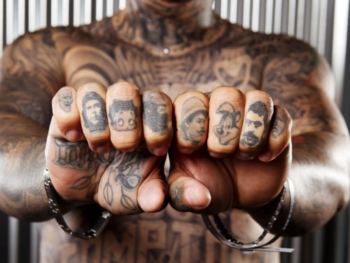 Celebrities and Cartoon Portraits Finger Tattoo