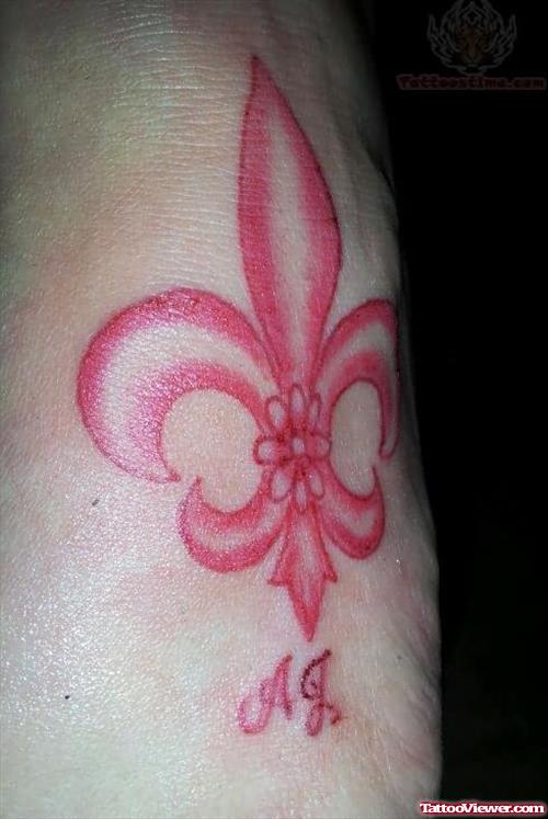 Beautiful Color Fleur De Lis Tatto On Foot