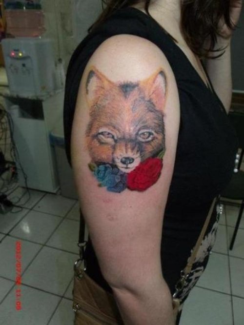 Fox Head Tattoo On Right Shoulder