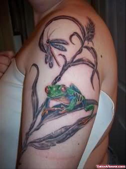 Mind Blowing Frog Tattoo