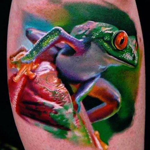 Realistic Green Frog Tattoo On Side Leg