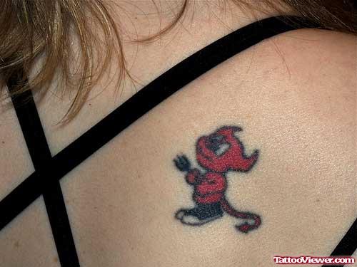 Red Ink Devil Geek Tattoo On Right Back Shoulder