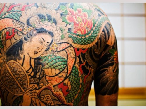 Color Ink Geisha Tattoos On Back Body