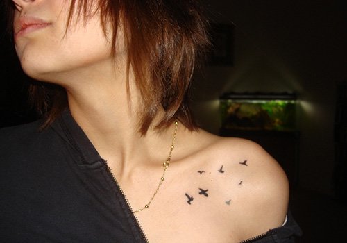 Birds Tattoo On Shoulder For Girls