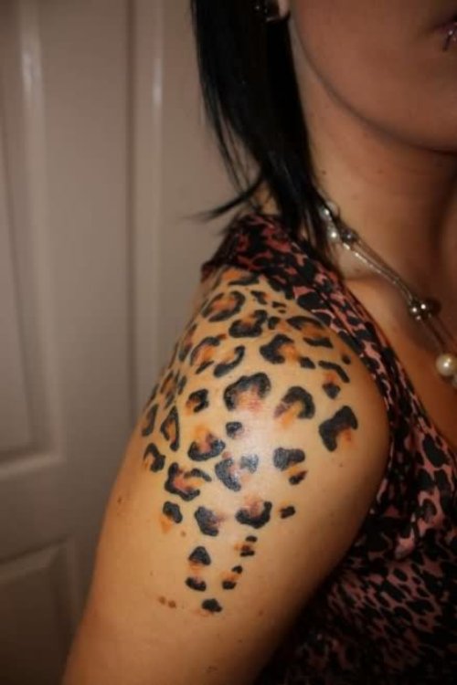 Leopard Print Girl Shoulder Tattoo
