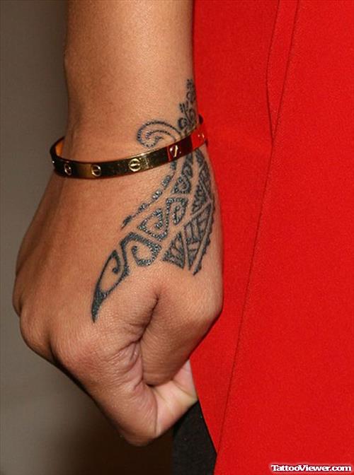 Awesome Tribal Hand Tattoo For Rihanna