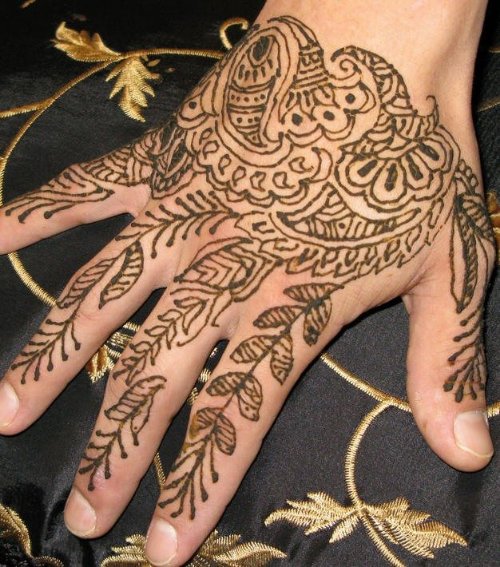 Amazing Henna Hand Tattoo For Girls