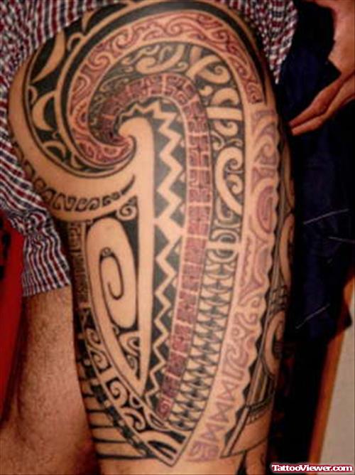 Color Ink Hawaiian Tattoo On Man Right Leg