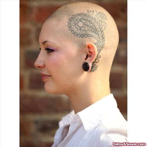 Grey Ink Henna Head Tattoo For Girls