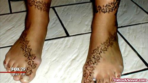 Henna Tattoos On Both Feet