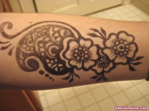 Henna Flowers Tattoos On Leg