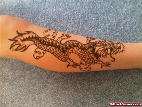 Henna Tattoo On Right Leg
