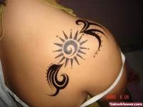 Henna Tattoo Design On Shoulder