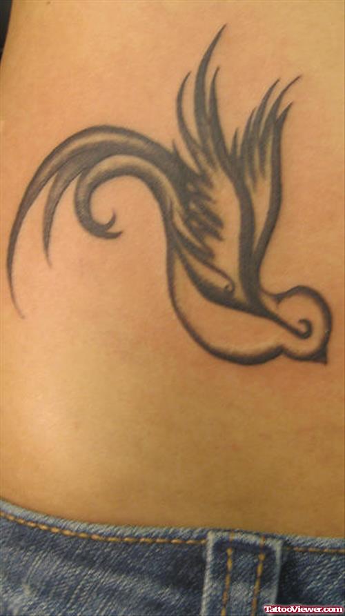 Awesome Bird Tattoo On Hip