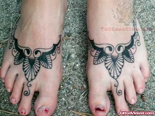 Ivy Design Tattoo For Foot