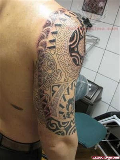 Arm Maori Tattoo On Shoulder