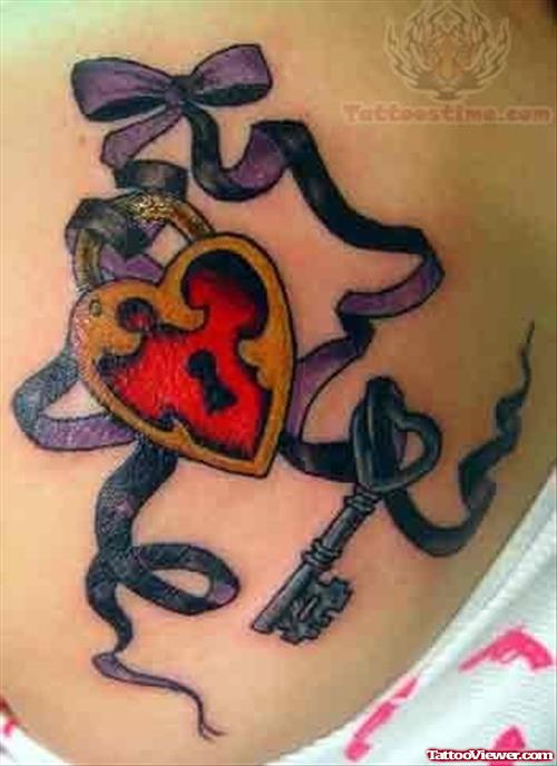 Nice Locked Heart With Key Tattoo