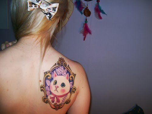 Kitty Tattoo On Girl Right Back Shoulder