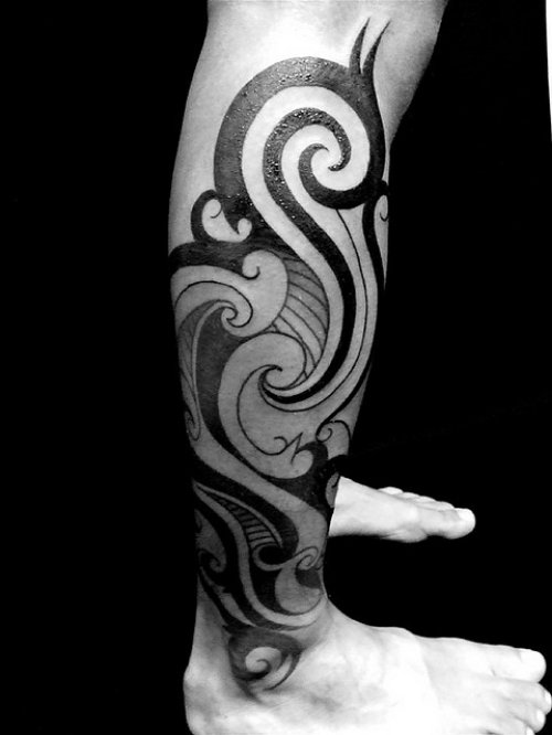 Awesome Black Ink Tribal Right Leg Tattoo