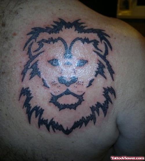 Outline Lion Head Tattoo On Back Shoulder