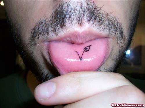 Leaf Tattoo On Lip