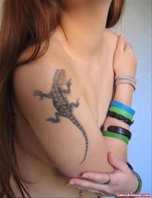 Beautiful Lizard Tattoo For Women