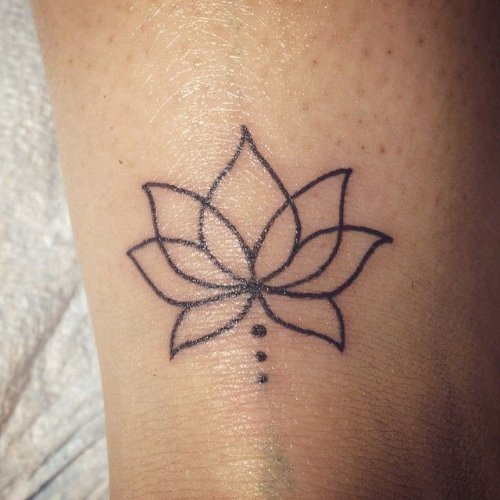 Black Outline Lotus flower Tattoo On Leg