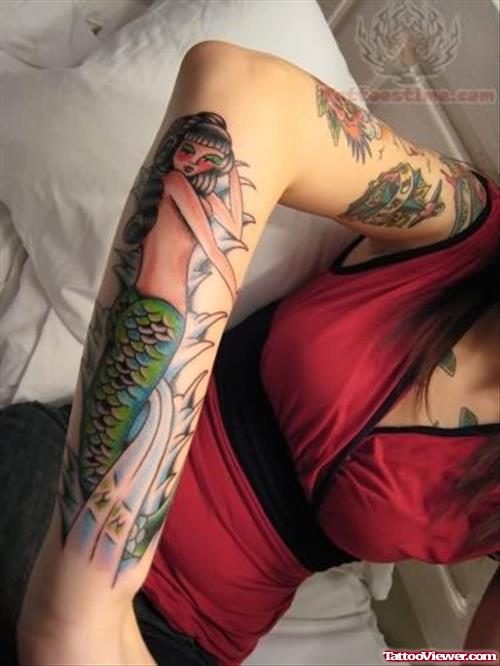 Awesome Mermaid Tattoo On Arm