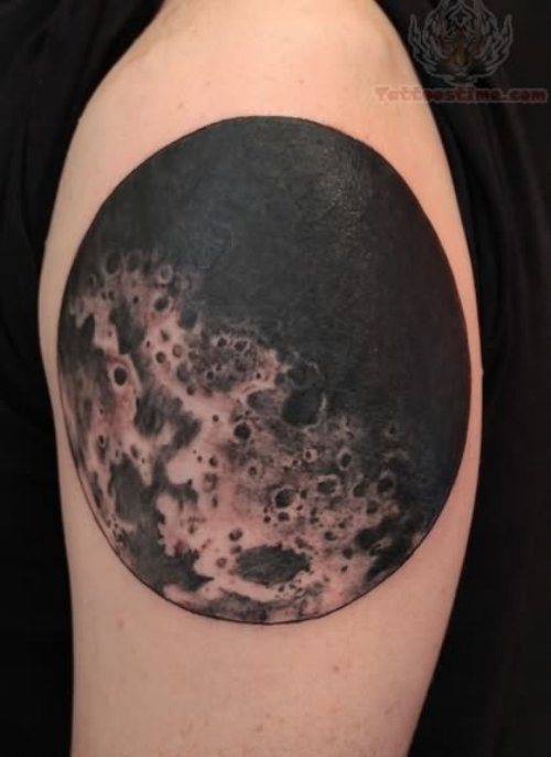 Black Moon Tattoo