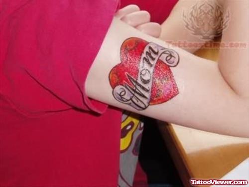 Red Heart And Mom Tattoo On Biceps