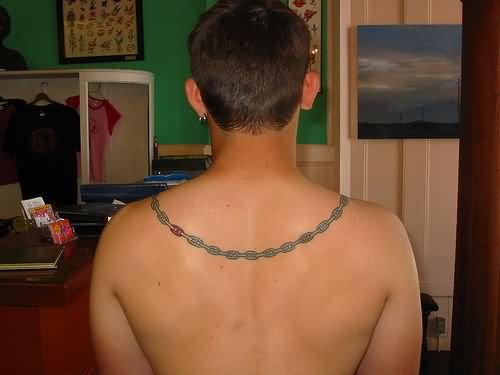Color Ink Necklace Chain Tattoo On Upperback