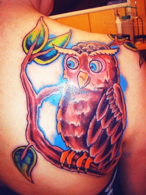 Red Owl Back Shoulder Tattoo