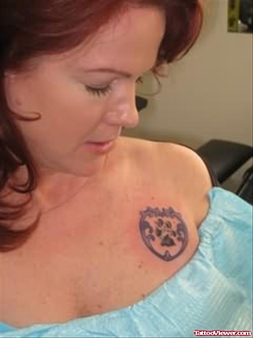 Suzanne Hein And Her New Lexi Paw Print Tattoo On Chest
