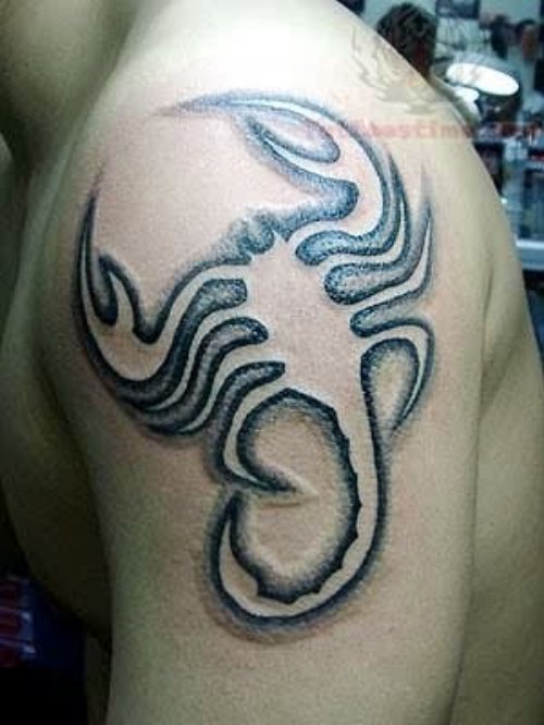 Awesome Scorpion Tattoo Design on Shoulder