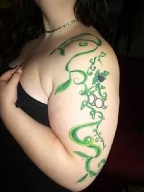 Vine Design Tattoo On Shoulder
