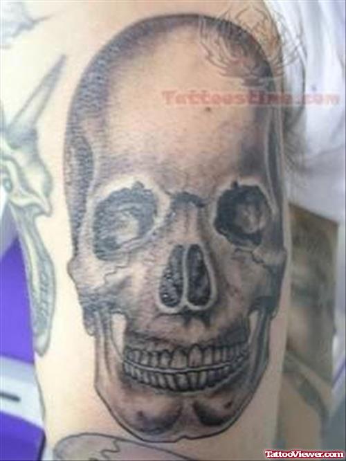 Classic Skull Tattoo