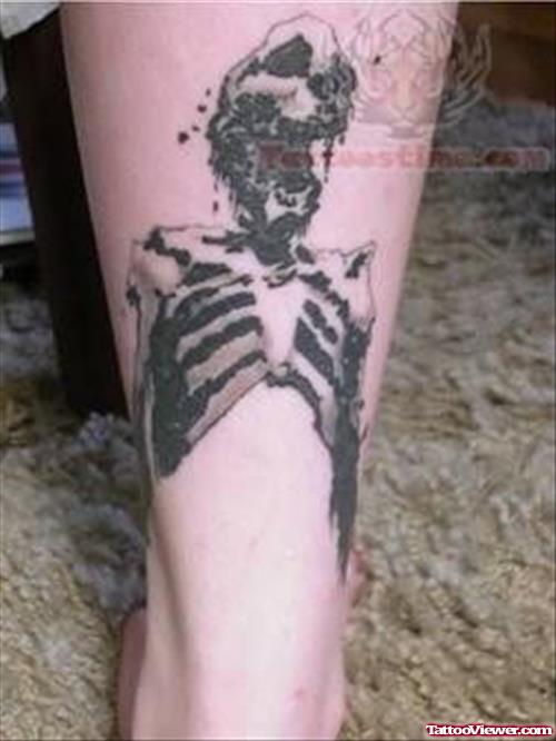 Deadly Skull Tattoo On Leg