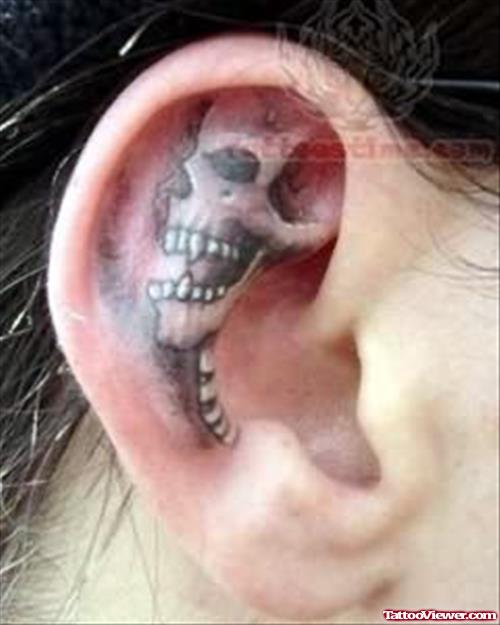 Skull Tattoos In Ear