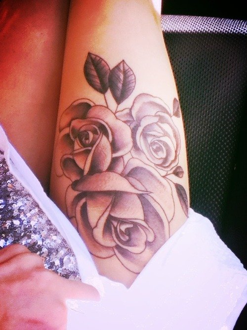 Grey Rose Flowers Right Thigh Tattoo