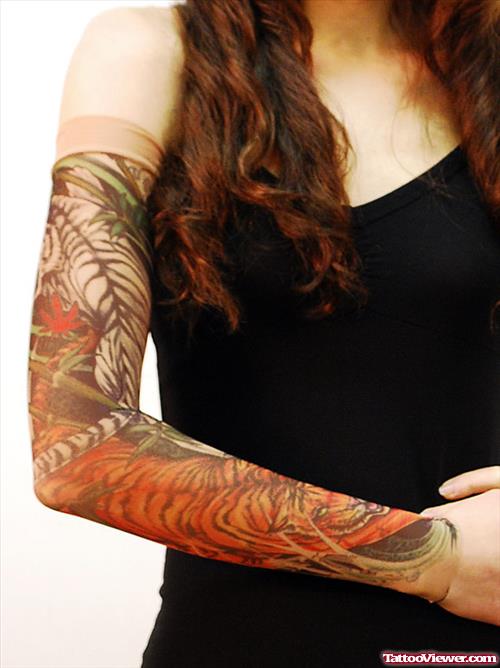 Tiger Tattoo On Girl Right Sleeve