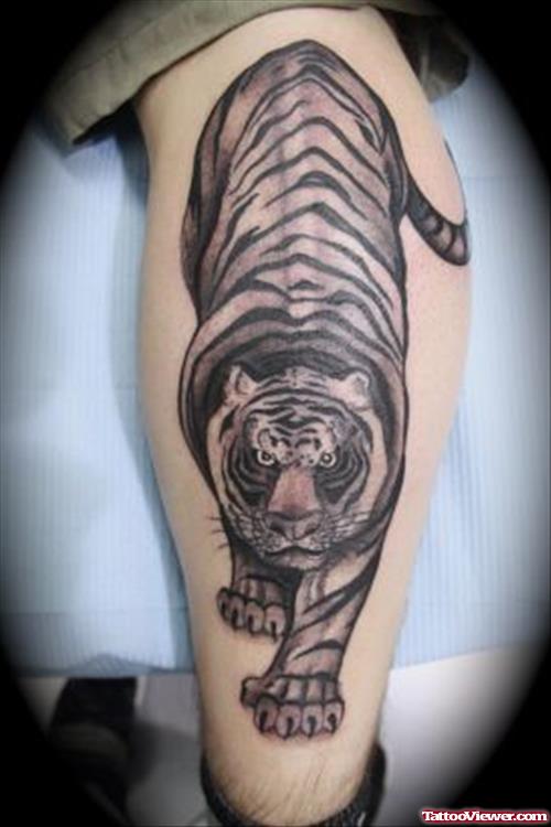 Attractive Grey Ink Tiger Tattoo On Leg