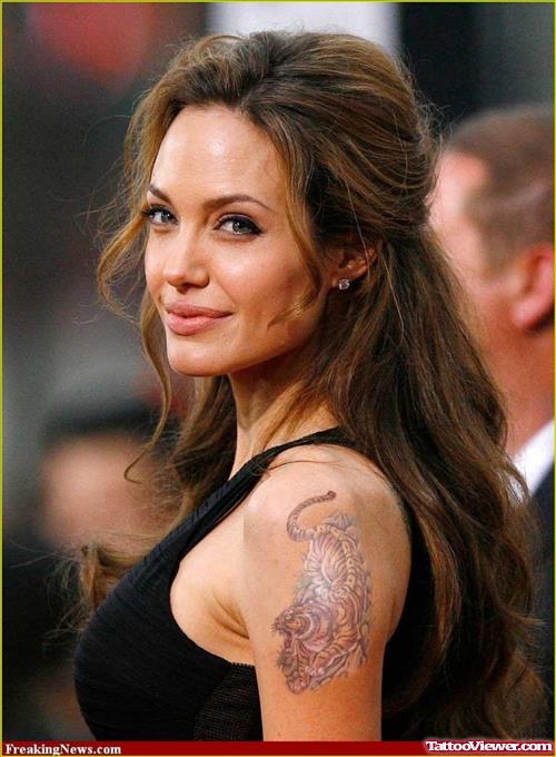 Angelina Jolie With Tiger Tattoo On Left Shoulder