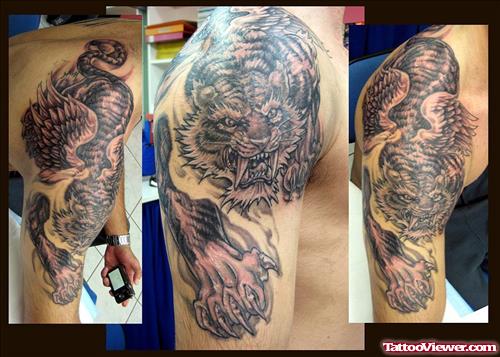 Cute Grey Ink Tiger Tattoo On Right Half Sleeve