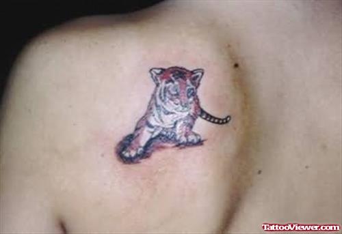 Cute Tiger Tattoo On Back Shoulder
