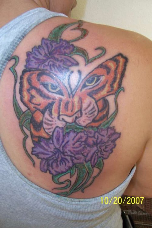 Purple Flowers and Tiger Butterfly Tattoo On Right Back Shoulder